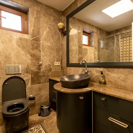3-bedroom With Ac And Elevator