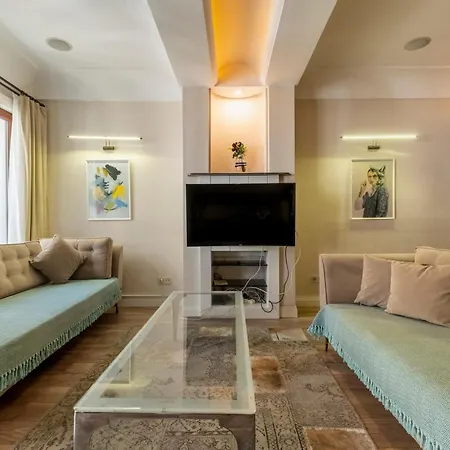 Διαμέρισμα 3-bedroom With Ac And Elevator *