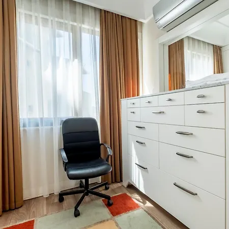 3-bedroom With Ac And Elevator Διαμέρισμα Κωνσταντινούπολη