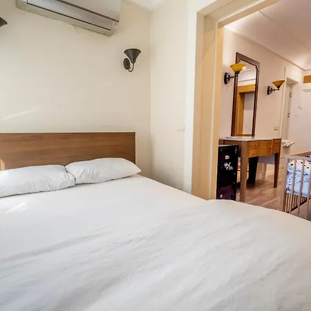 3-bedroom With Ac And Elevator Διαμέρισμα