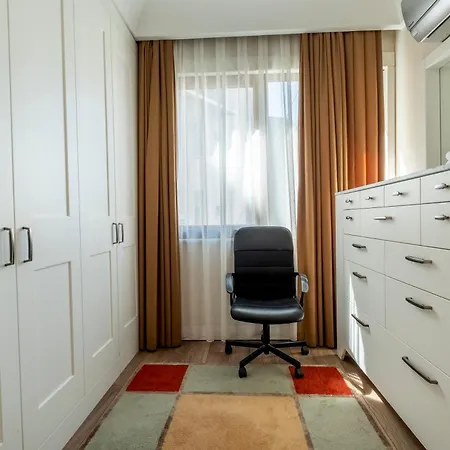 Διαμέρισμα 3-bedroom With Ac And Elevator *